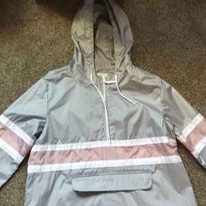 Windbreaker from Zuimez